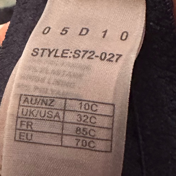 Stella McCartney Clara Whispering Contour Balconette Bra 32C - Picture 8 of 10